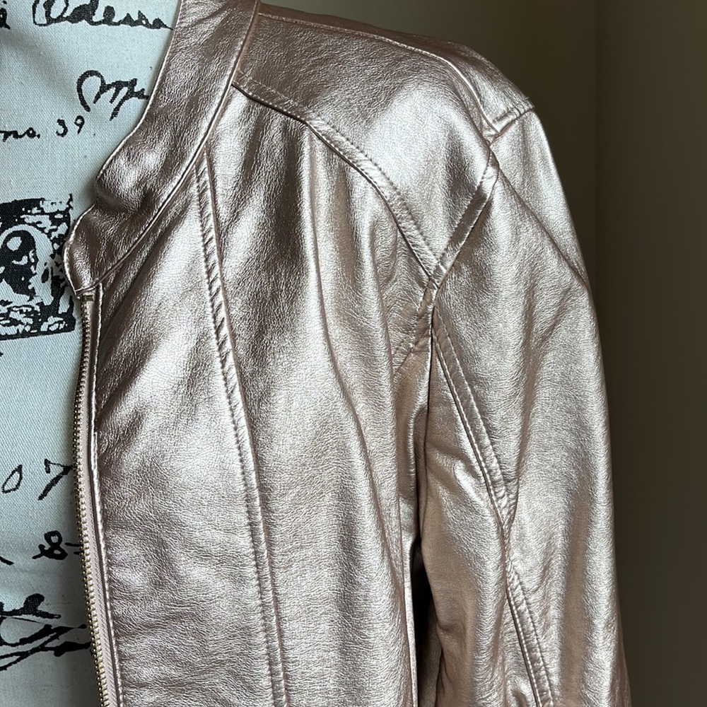 ⚜️ GOLDEN CHIC JACKET ⚜️ - Picture 2 of 4